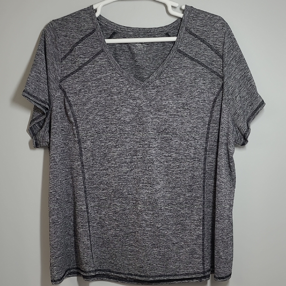 Livi Active Grey Raglan Sleeve Boxy Tee 26/28